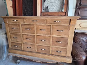 mobile cassettiera in legno massello di  frassino 