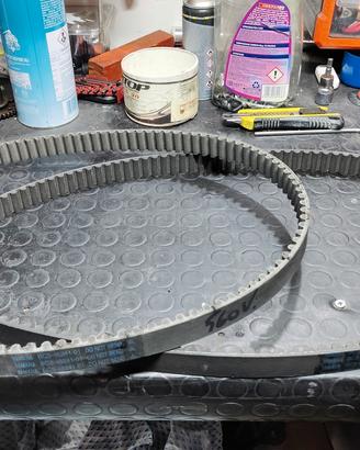 cinghia esterna Tmax 560 2020 2026