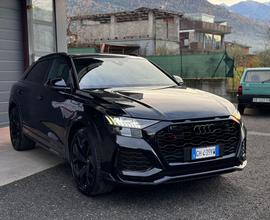 AUDI RS Q8 TFSI V8 quattro tiptronic