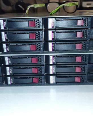 1x HP MSA 1040 SAS 10 x 600GB + 1x enclosure 2040