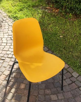 Sedia gialla