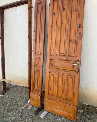 Portone in legno