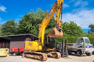 Escavatore cingolato Jcb 220XLC