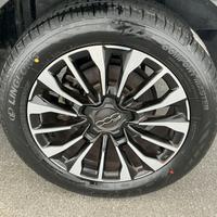 2 Gomme Estive Linglong 215/55 R17 94V -Come nuove