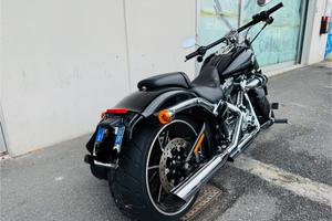 Harley-Davidson Breakout C.V.O. - 2014