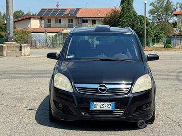 Opel Zafira 1.9 16V CDTI 150CV aut. Cosmo