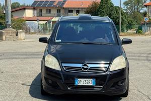Opel Zafira 1.9 16V CDTI 150CV aut. Cosmo