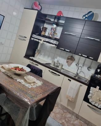 Cucina Lineare Completa.