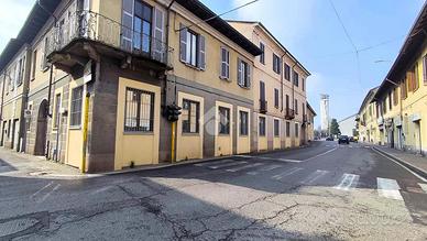 3 LOCALI A SEDRIANO