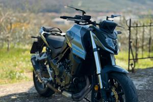 Honda CB750 Hornet MY 2023-2024
