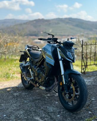 Honda CB750 Hornet MY 2023-2024