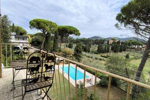 Appartamento di 133 m² con 4 locali a Firenze