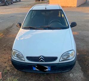 Citroen Saxo 2004 1.0 3 porte benzina