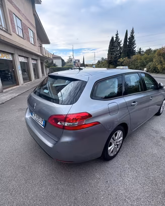 Peugeot 308 BlueHDi 130 S&S SW Business