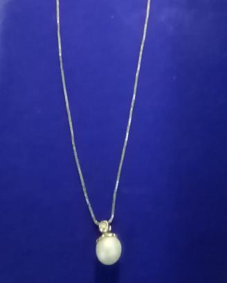 collana d'oro bianco con perla e diamante