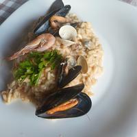 Cuoco aiuto cuoco -rosticcere