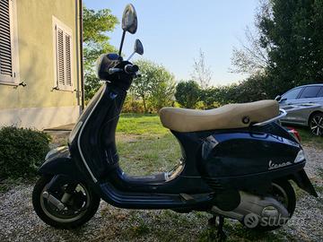 Vespa  125