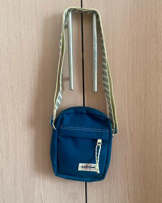 Borsello tracolla eastpack