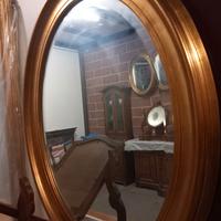 mobili oggetti d'arredamento.  specchi