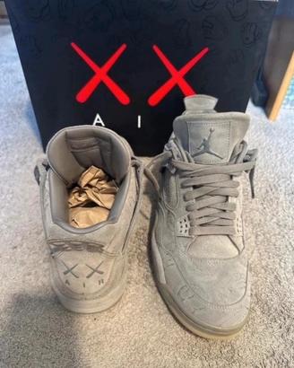 Jordan 4 kaws praticamente mai messe