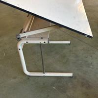 tavolo tecnico reclinabile