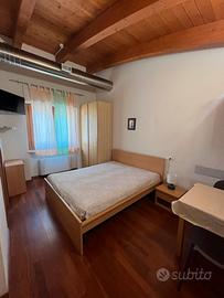 Camera singola zona santuario e ospedale
