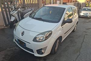 renault twingo 2011 benzina