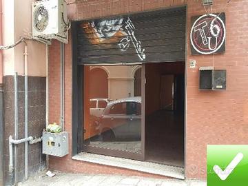 Locale C1 Ristrutturato Con Agibilità Via Giulia