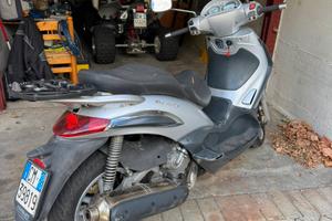 Piaggio Beverly 500