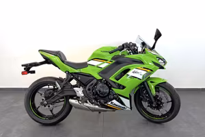 Kawasaki Ninja 650 KM0