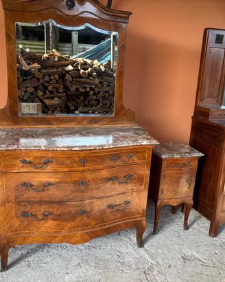 Set mobili camera vintage legno e marmo