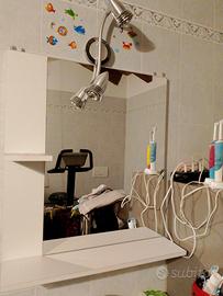 specchio con mensola +faretti 