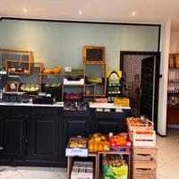 Attività fruttivendolo avviata con cucina e sala