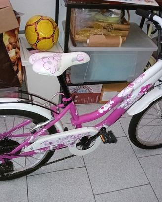 Bicicletta per bambina