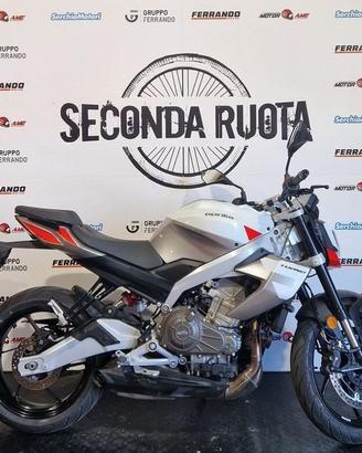 Aprilia Tuono 457