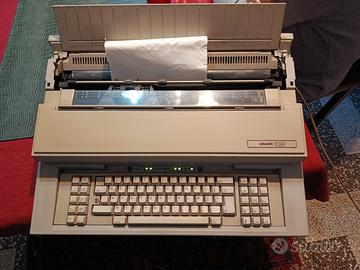 Titolo: Olivetti ET 2450 - Macchina da scrivere e