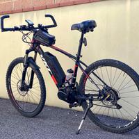 Ebike VKT molto potente ruote 29 batt. nuova MTB