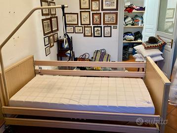 Letto elettrico degenza