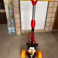 Monopattino mickey mouse