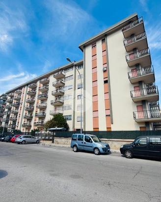 4 LOCALI A PALERMO