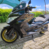 Yamaha tmax