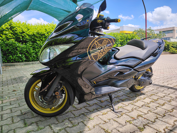 Yamaha tmax