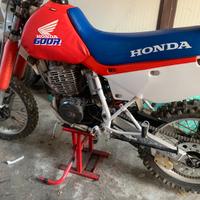 Xr600