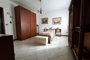 VILLA SINGOLA A PIZZALE