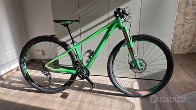 MTB CUBE 29" taglia S telaio in carbonio