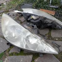 fari anteriori Peugeot 207