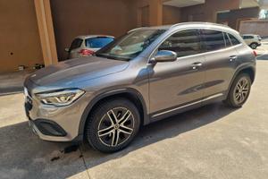 Mercedes 200 GLA