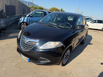 Lancia Ypsilon 1.3 MJT 16V 95 CV 5 porte S&S Plati