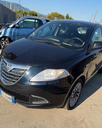 Lancia Ypsilon 1.3 MJT 16V 95 CV 5 porte S&S Plati
