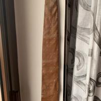 Cravatta Caporiccio di colore marrone, 100% seta